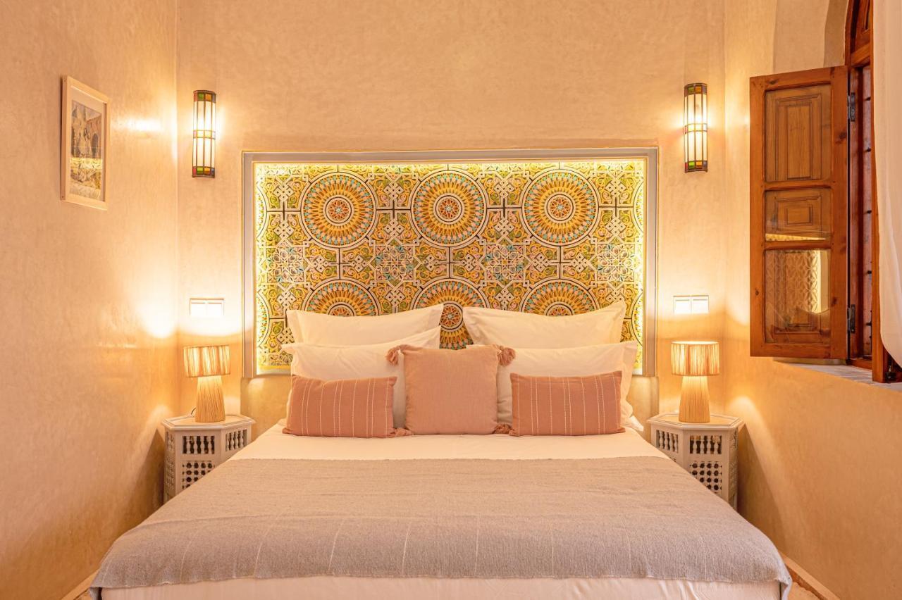 Dar Azal Riad *