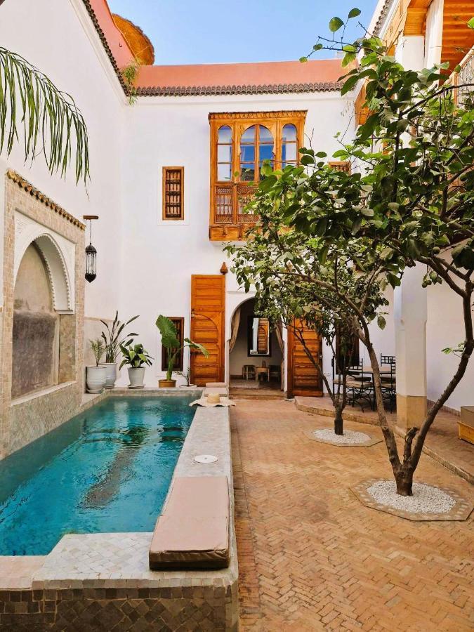 Riad Samah *