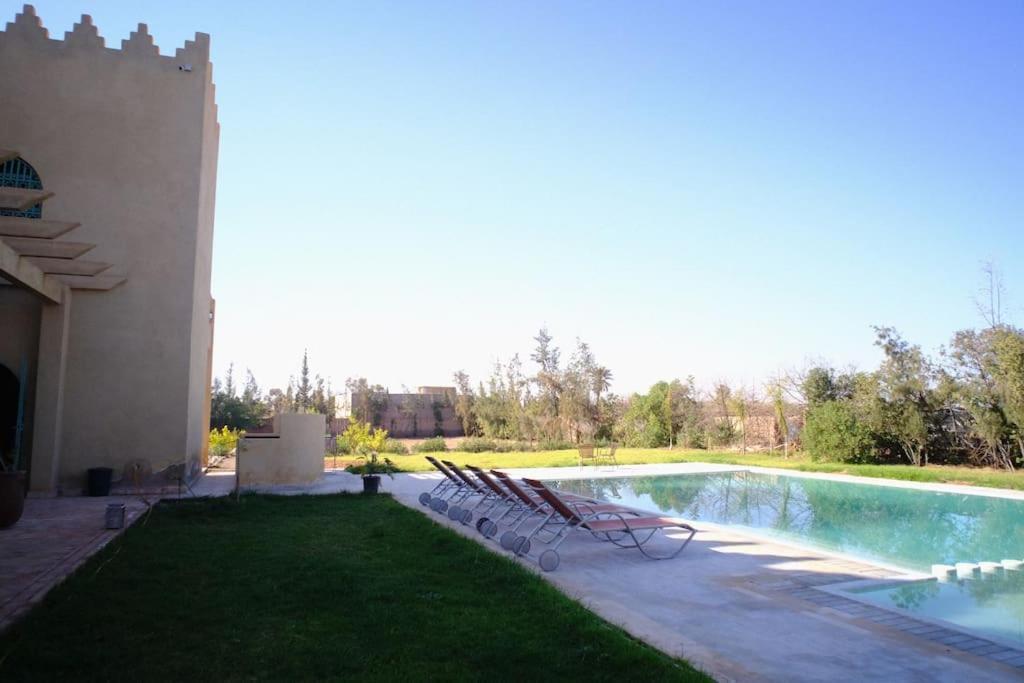 Villa Dar Amali, Spacieuse 9ch Avec Piscine En Exclusivite Marrakesh