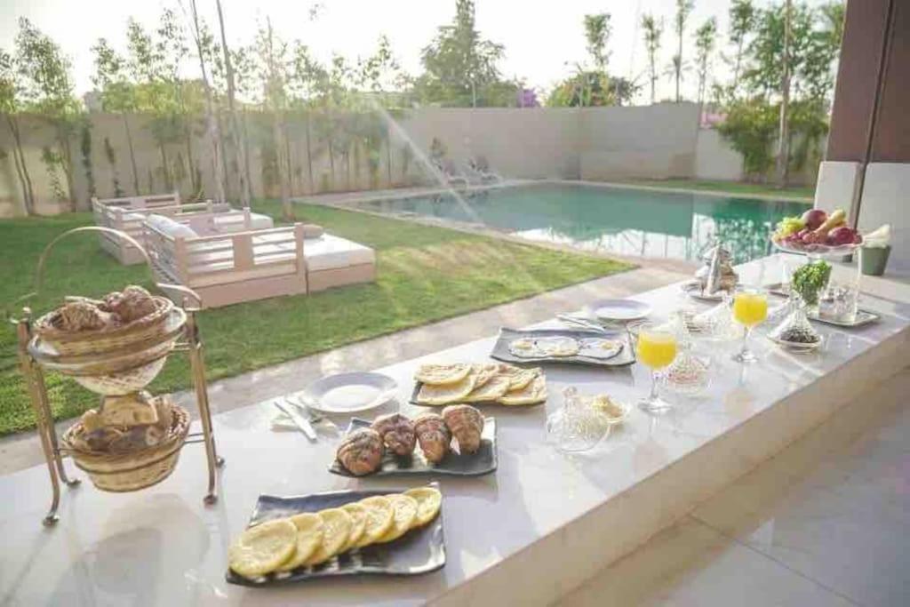 Eden Villa *