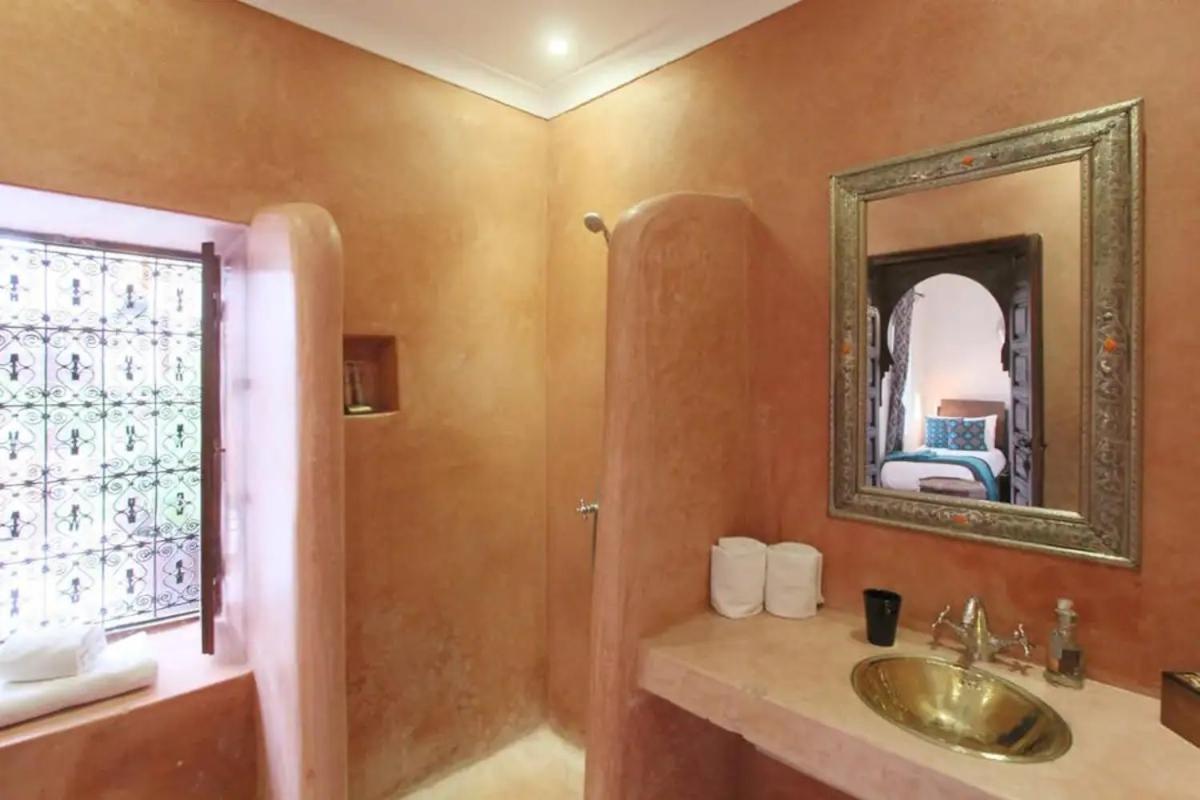 Riad Of The Moon