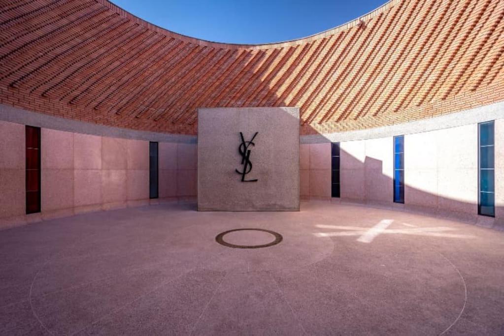 Sculpted Serenity - Marrakech Centre Apartment *
