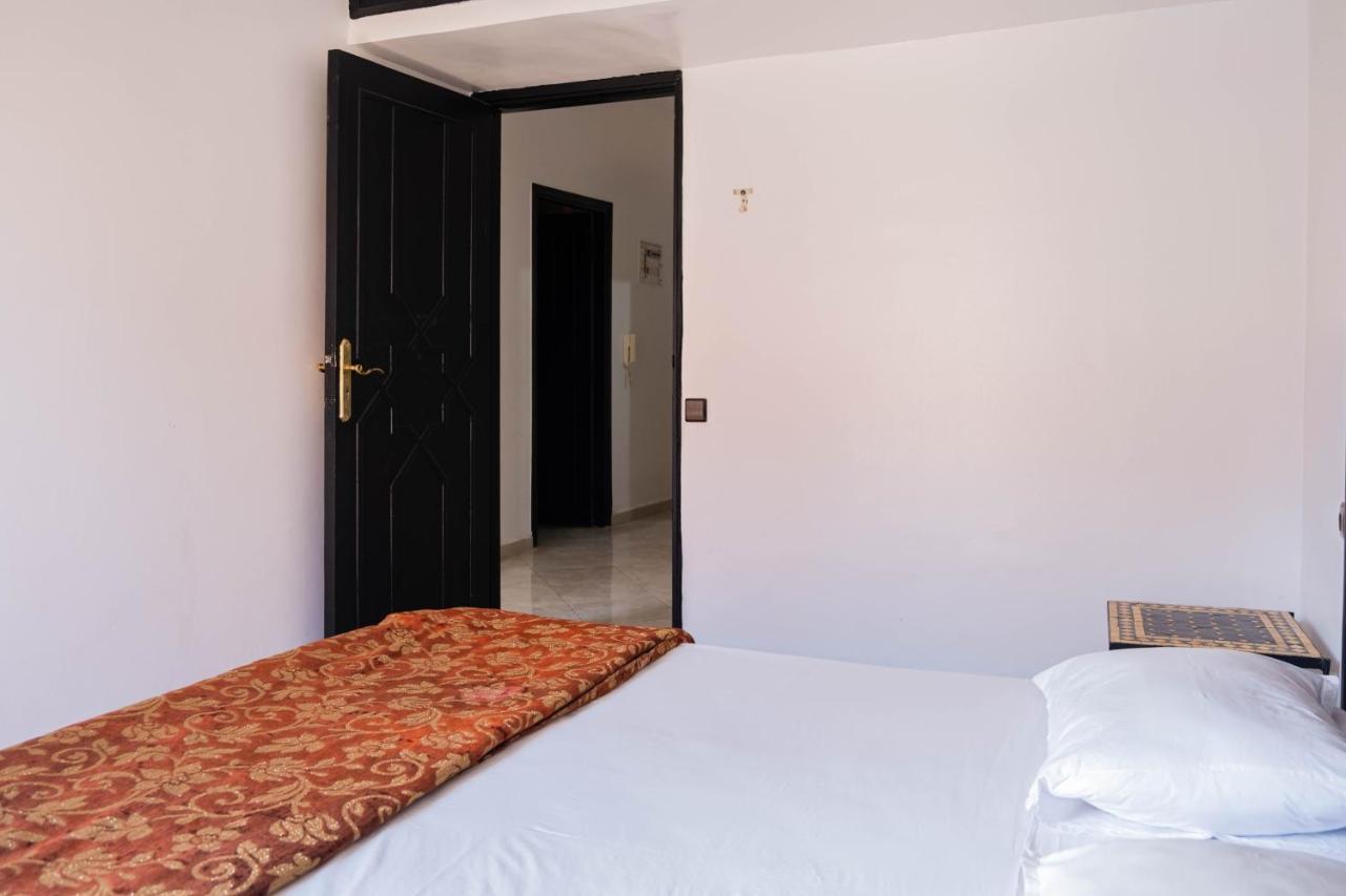 Apart Larbi Apartment