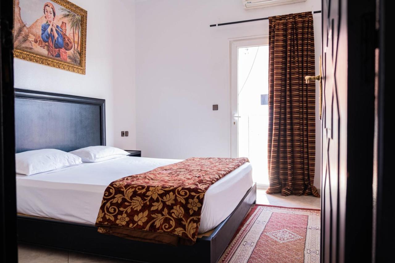 Apartment Apart Larbi