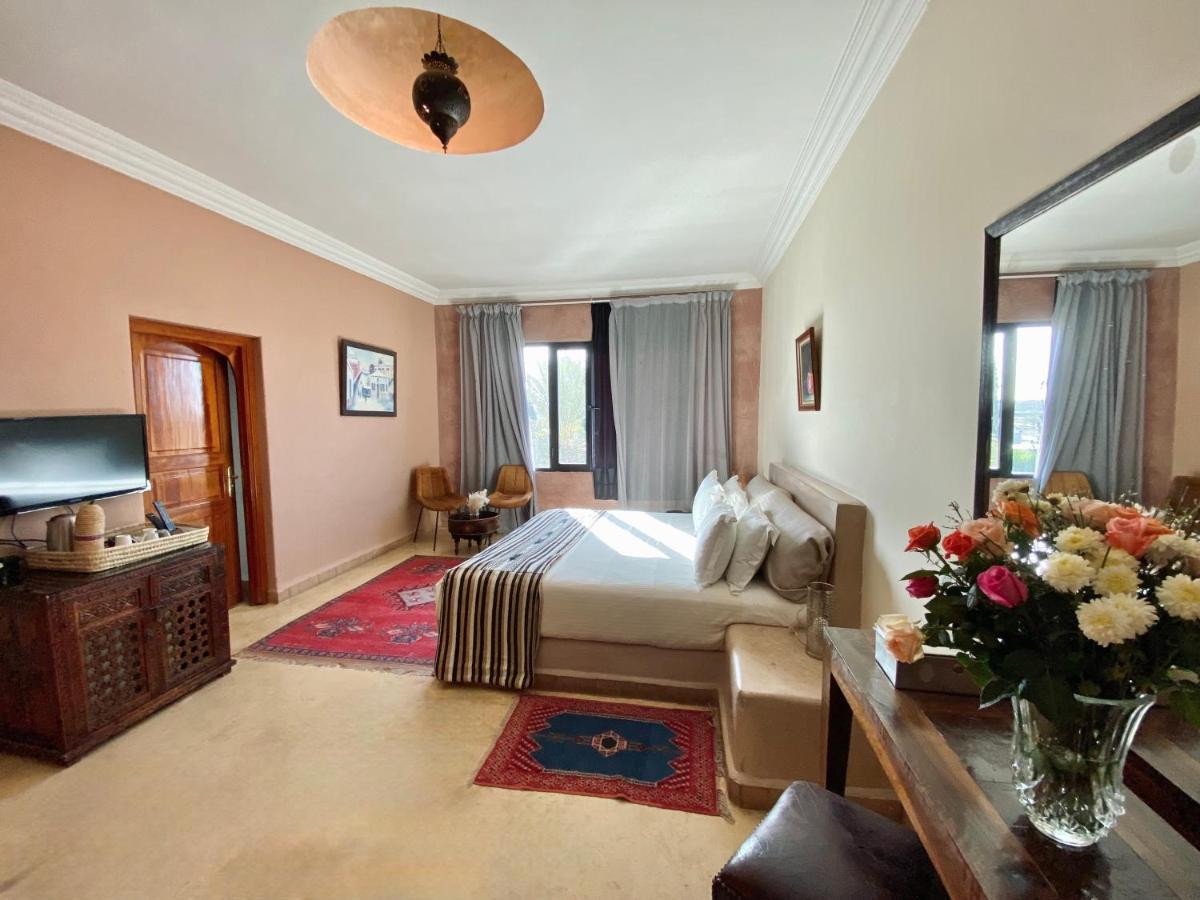 La Des Golfs & Pinkcactus 5*