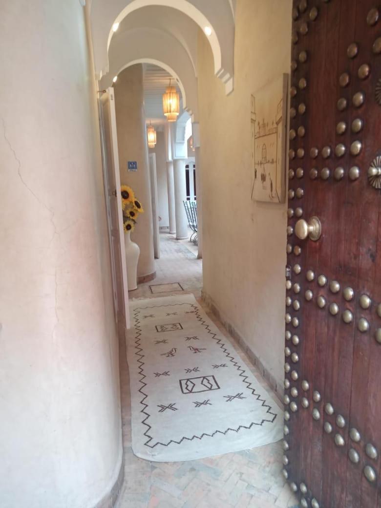 Riad Awinati Location Privatisee ,piscine Chauffee , Beau Rooftop 3*