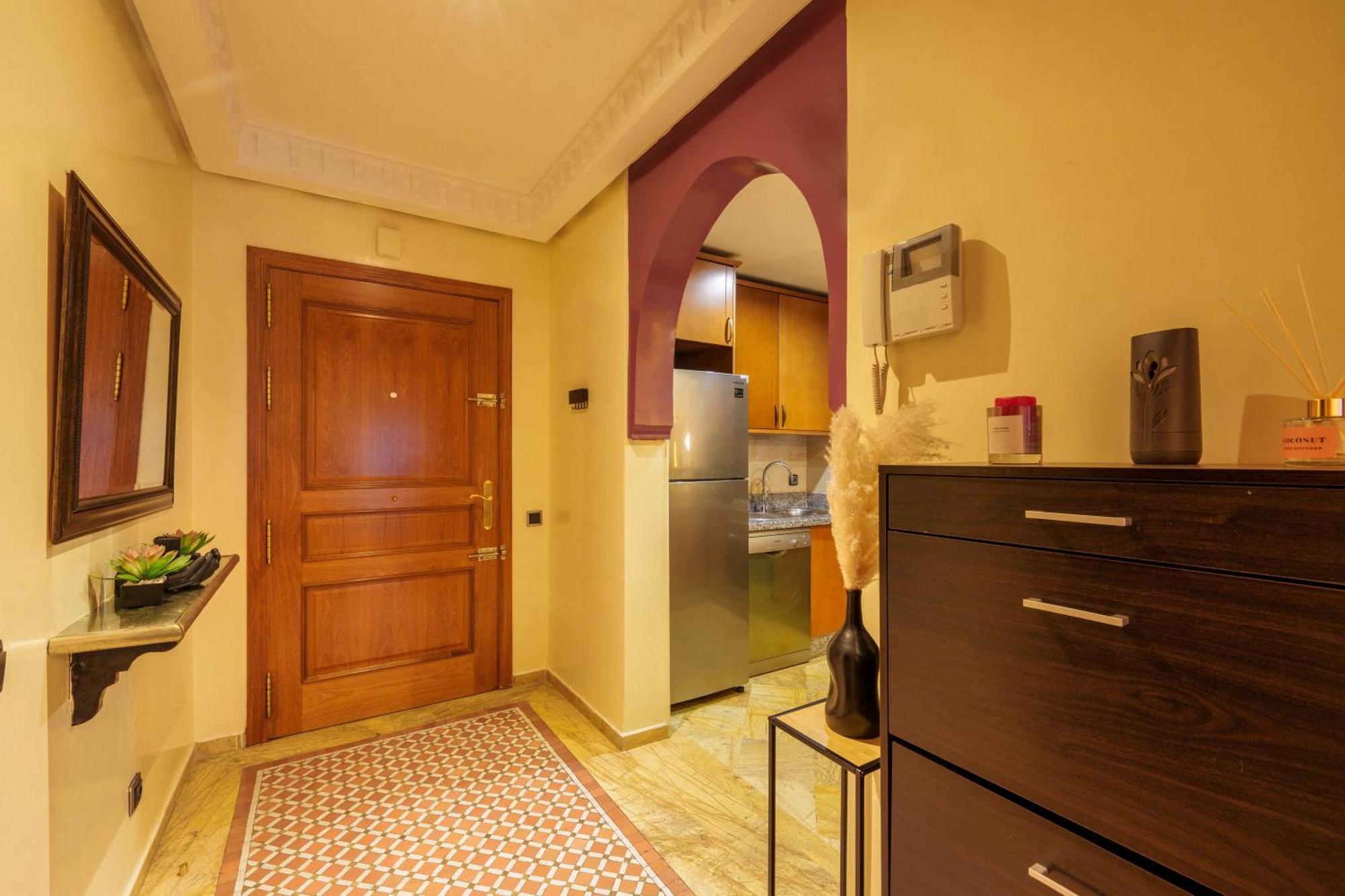 Standing Gueliz Plaza Avec Vue Apartamento Marrakesh