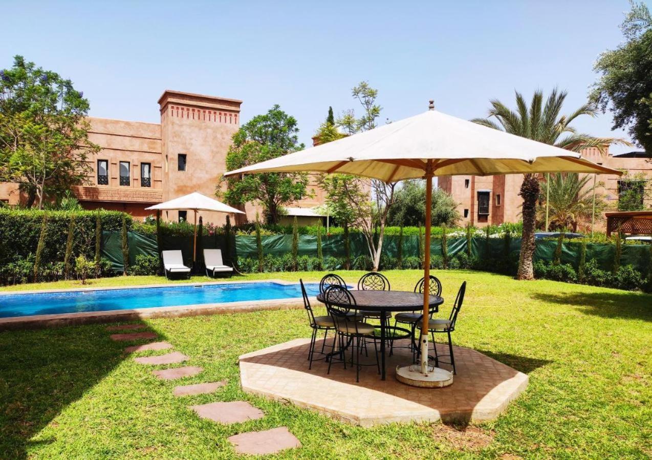 Bed & Breakfast Ghali De Luxe & Golf