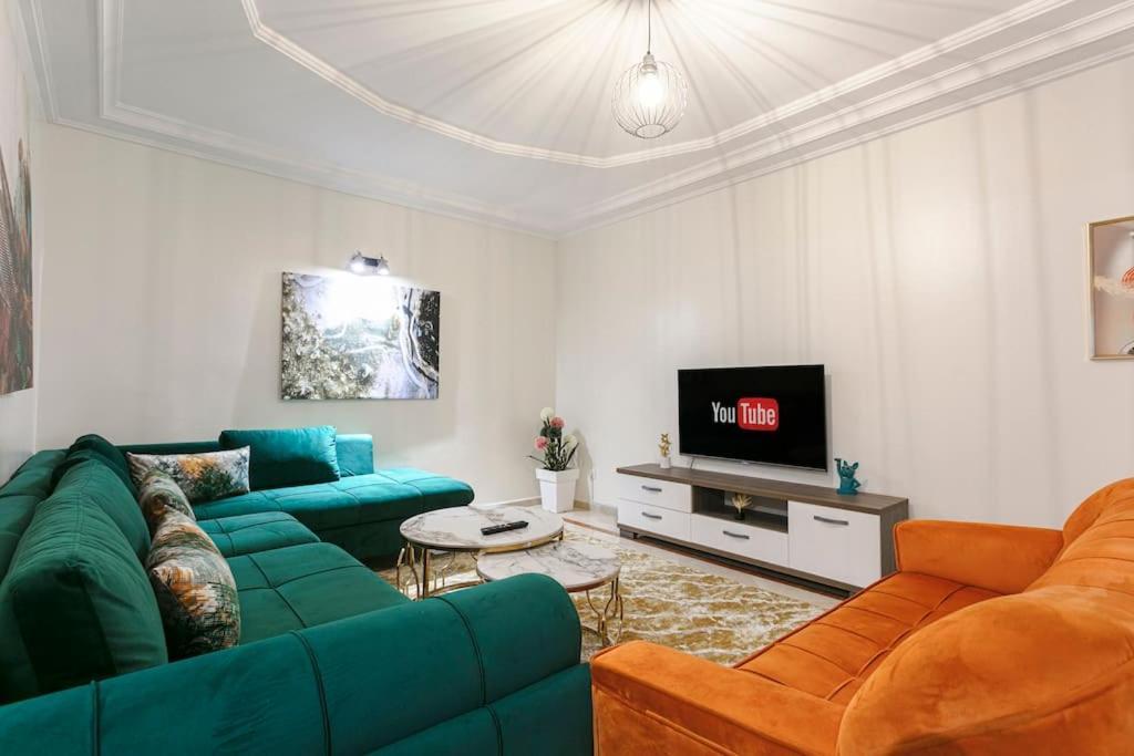 Modern Odyssey - Marrakech Centre Apartment