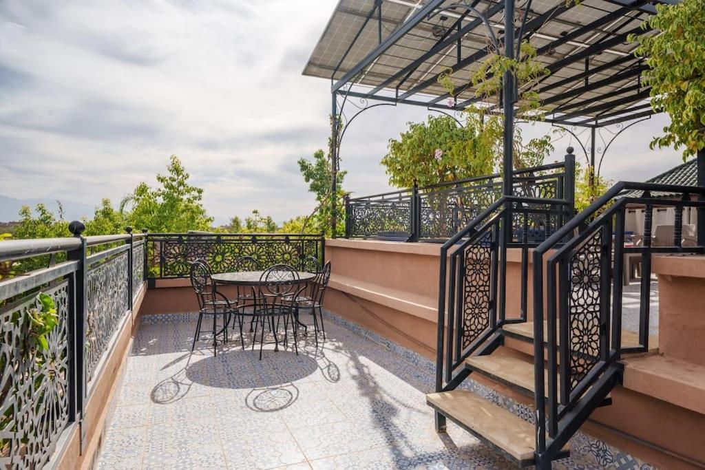 Mileden,ferme Bio, Pingpong,piscine Chauffee Marrakesh