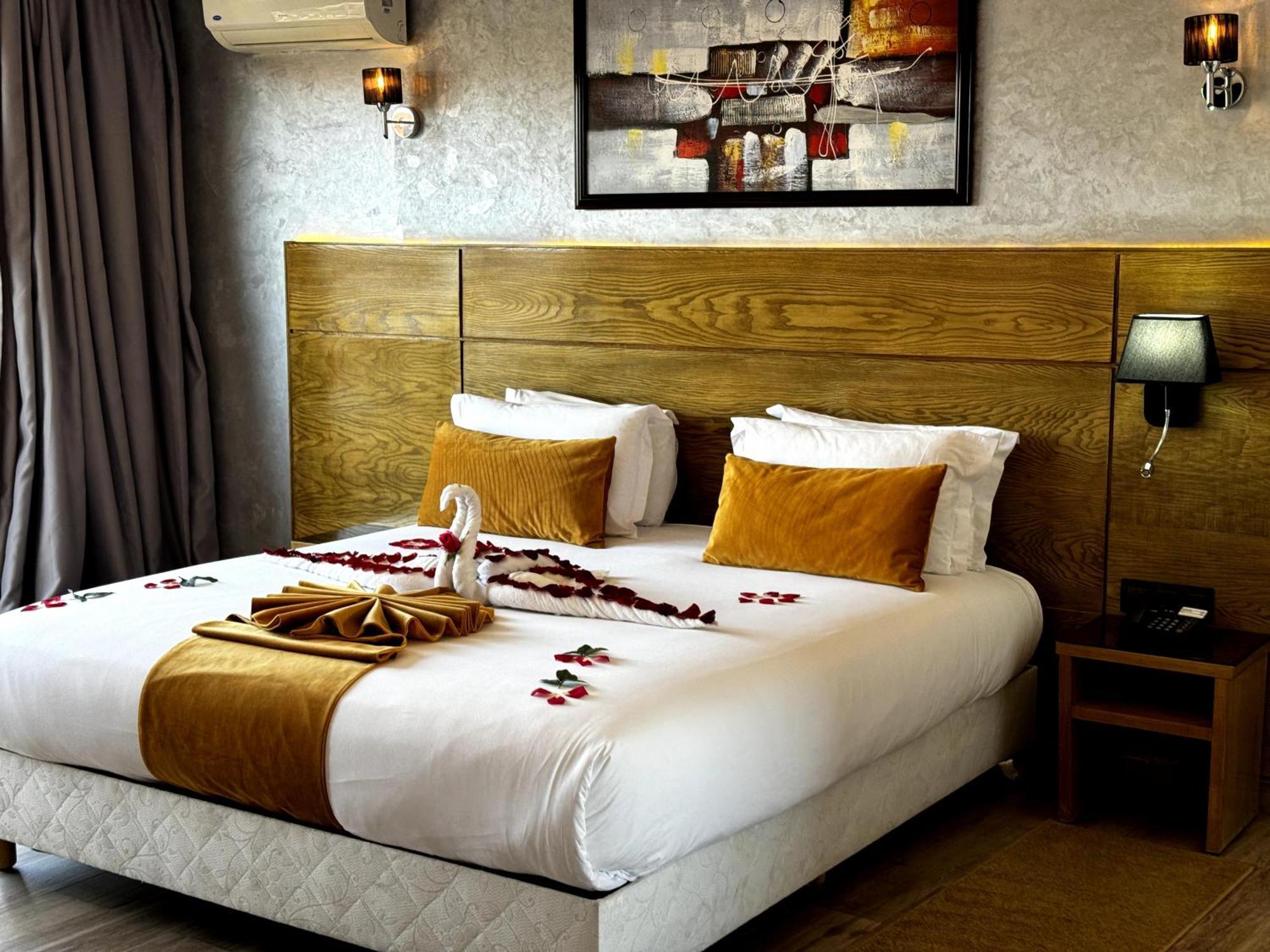 Stars & Hotel 3*