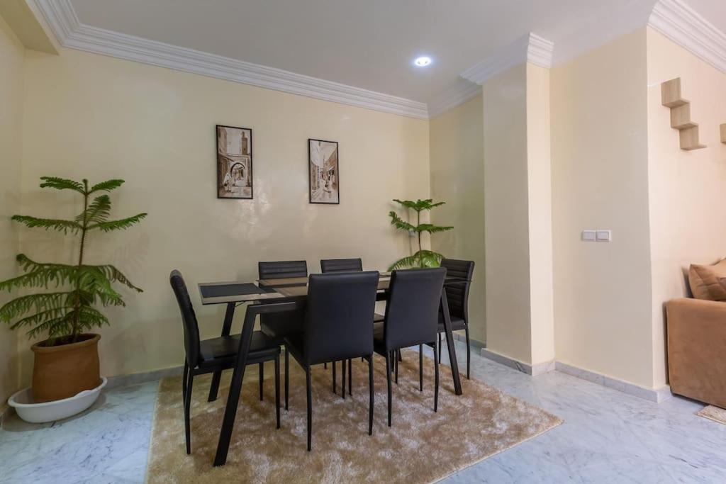 Unique Au Centre Apartment *