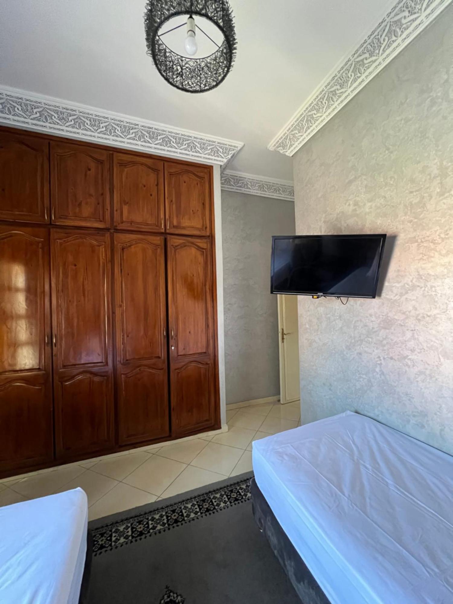 A In Gueliz Only For Ladies Homestay