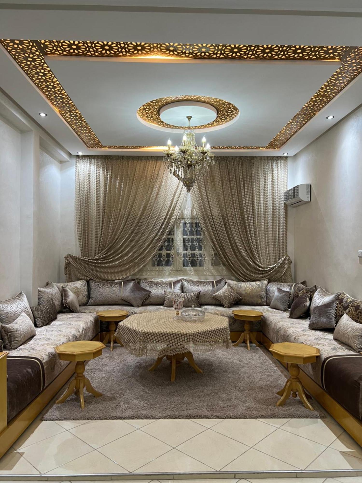 A In Gueliz Only For Ladies Homestay