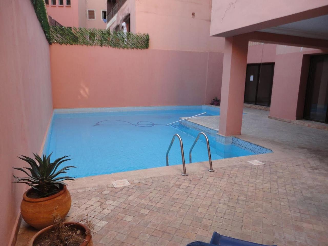 Appartement Douillet Au Centre Gueliz *