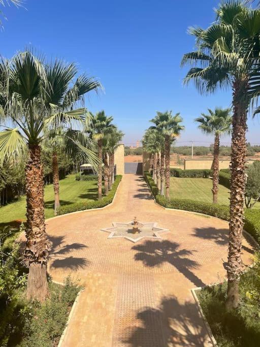 Splendide De Luxe Privatisee Avec Cuisiniere - Piscine Chauffee - Jacuzzi & Hammam Marrakesh