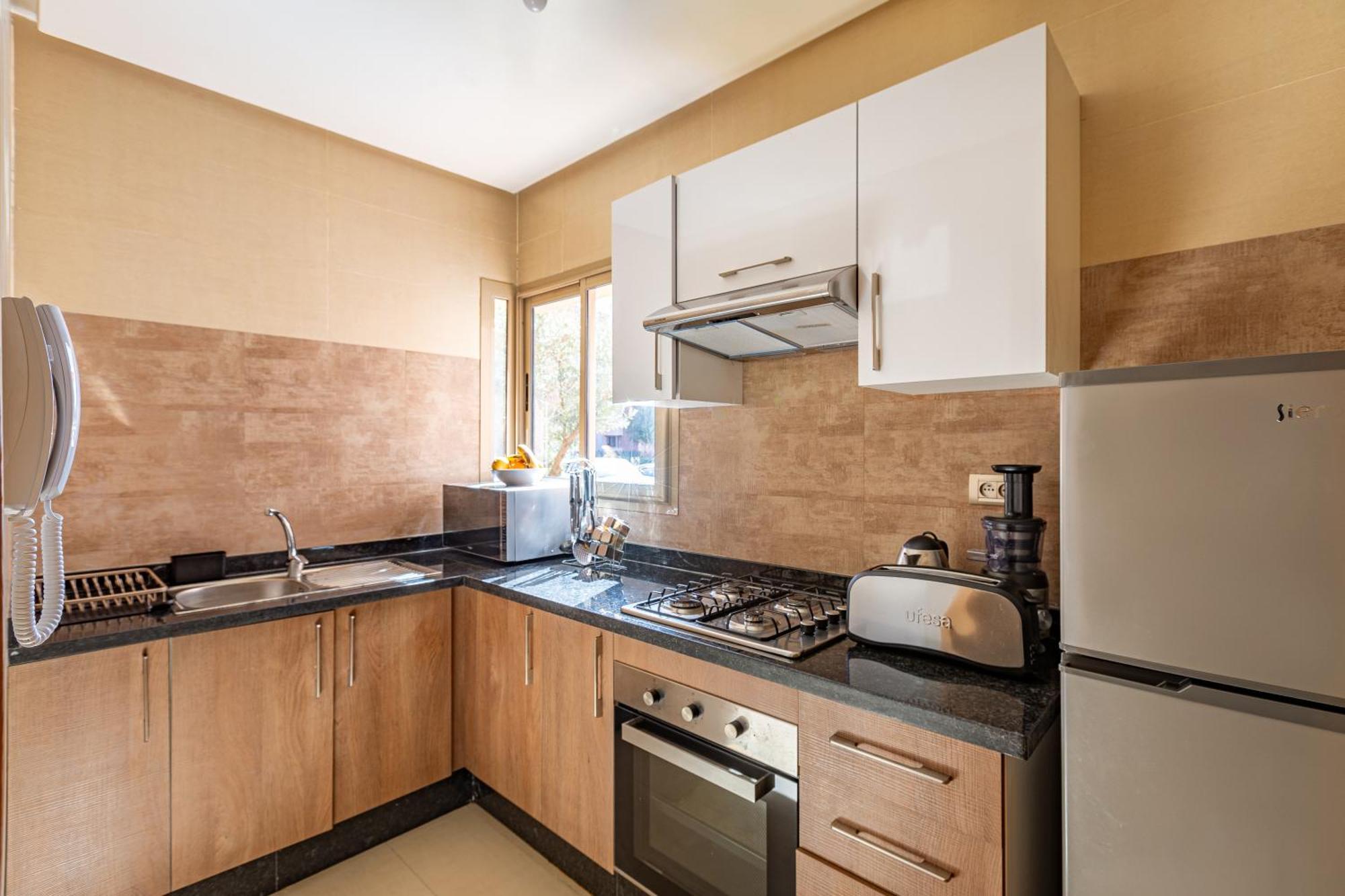 The Saphir • Familial • Piscine • Jardin • Golf Apartment