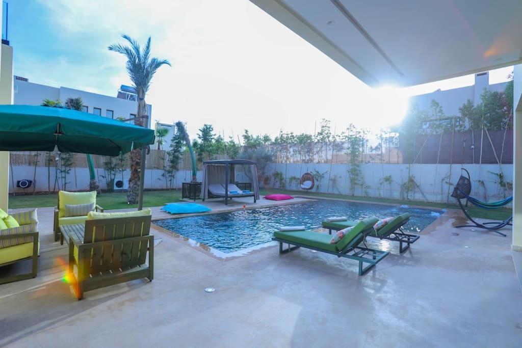 Emeraude Villa *