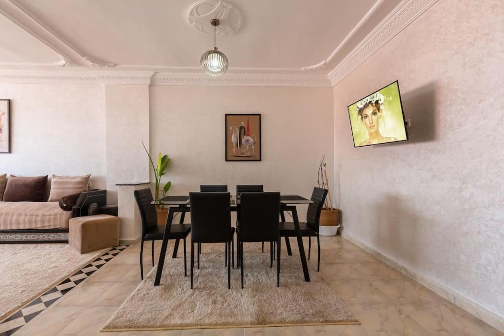 Appartement Authentique Au Centre
