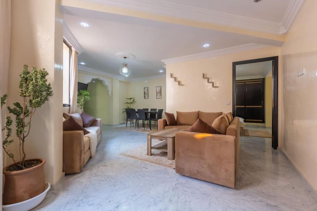 Unique Au Centre Apartment *