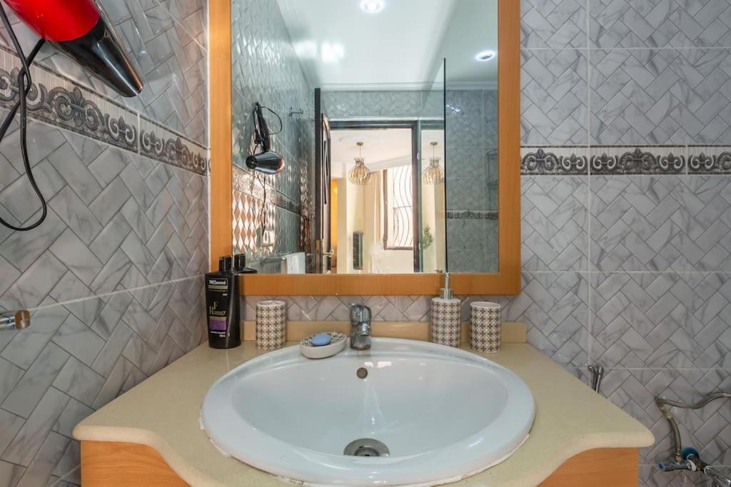 Unique Au Centre Apartment