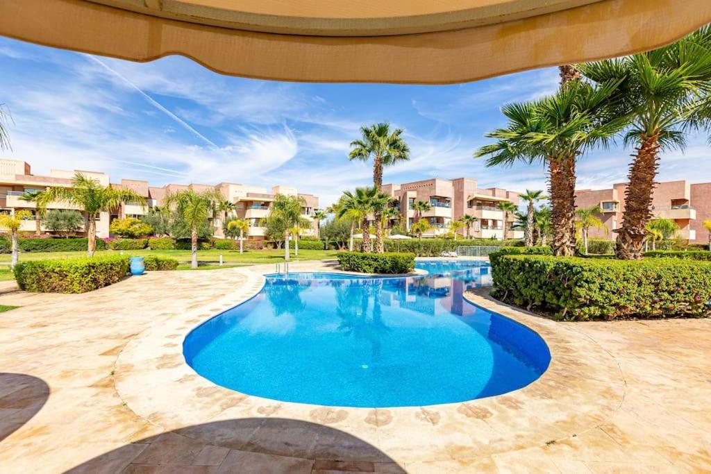 Golf Prestigia, Grande Piscine, Jardins *