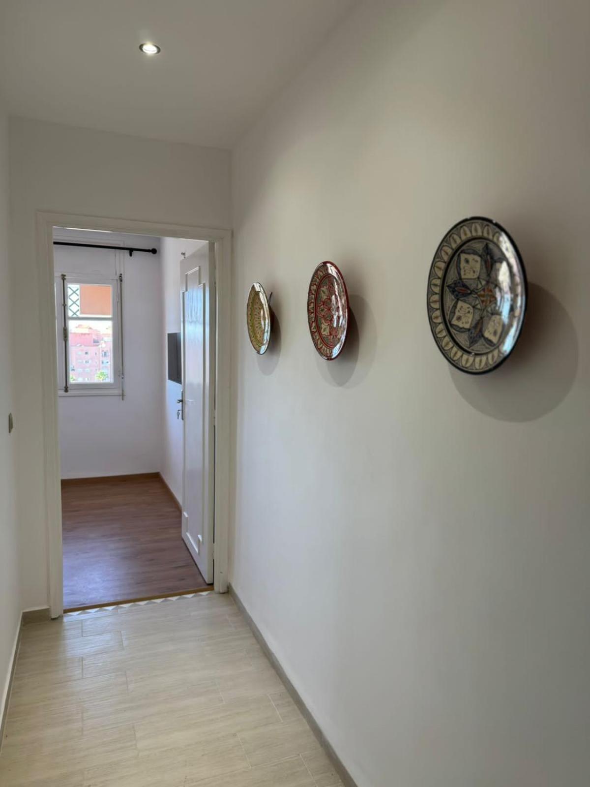 Musee Ysl : Cozy, Familial, Chic Appartement