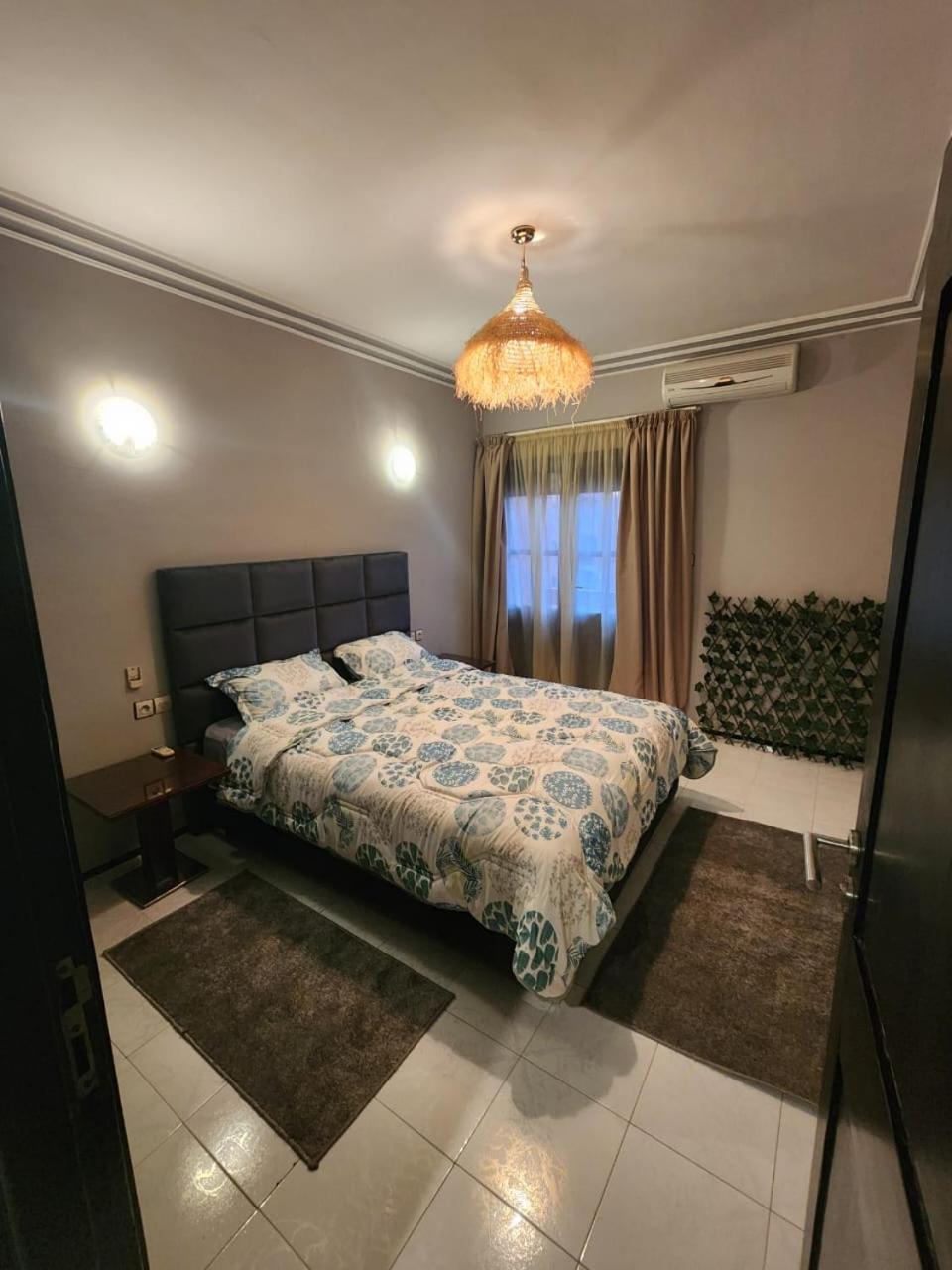 4 Family Apartment