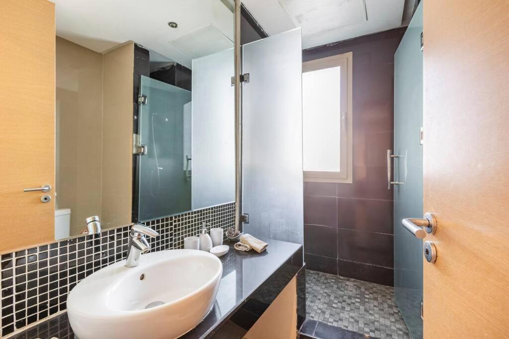 Villa Escape To Luxury: 4 Bedroom On Golf Course *