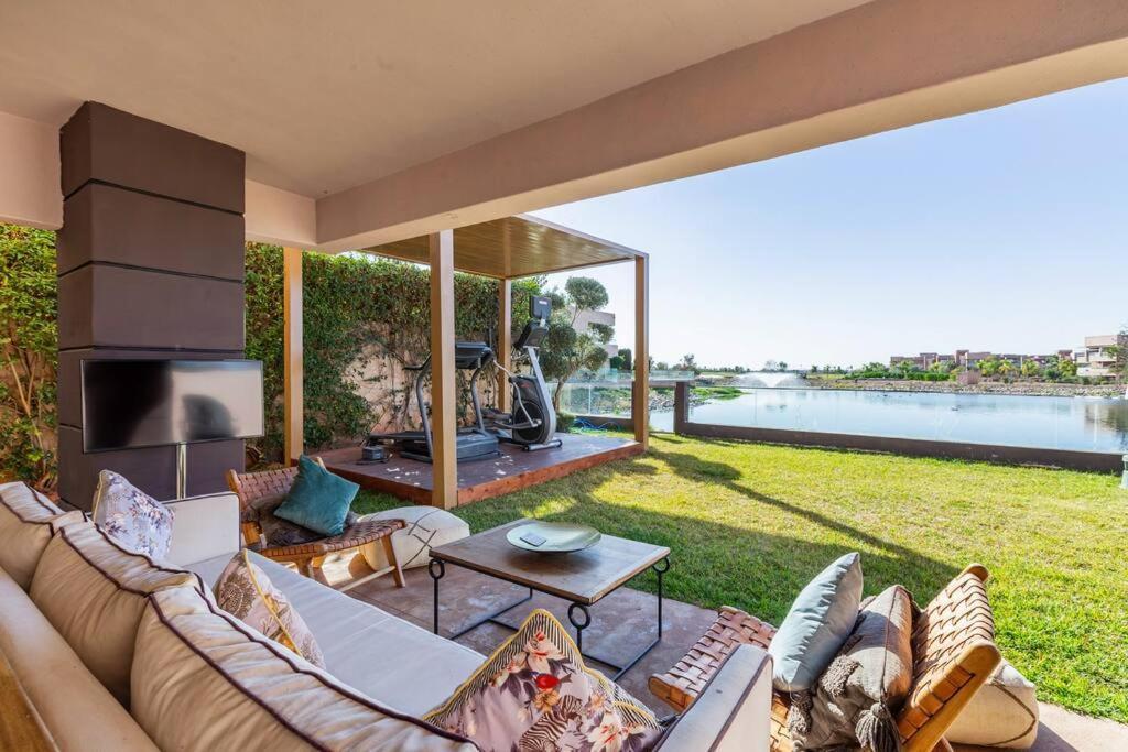 Escape To Luxury: 4 Bedroom On Golf Course Villa Marrakesh