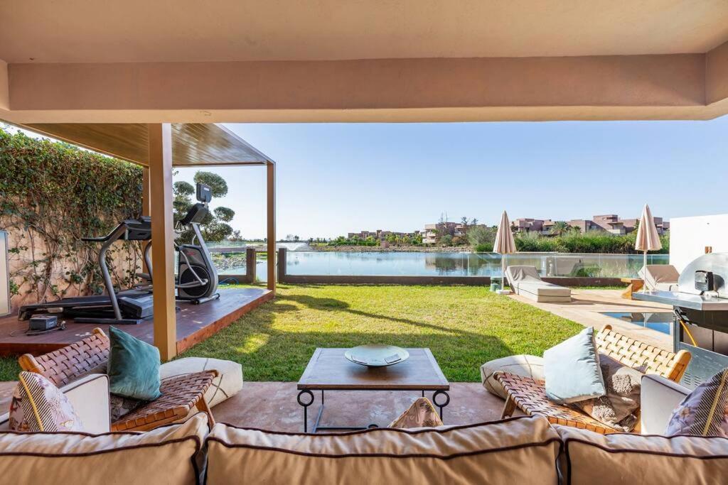 Villa Escape To Luxury: 4 Bedroom On Golf Course Marrakesh