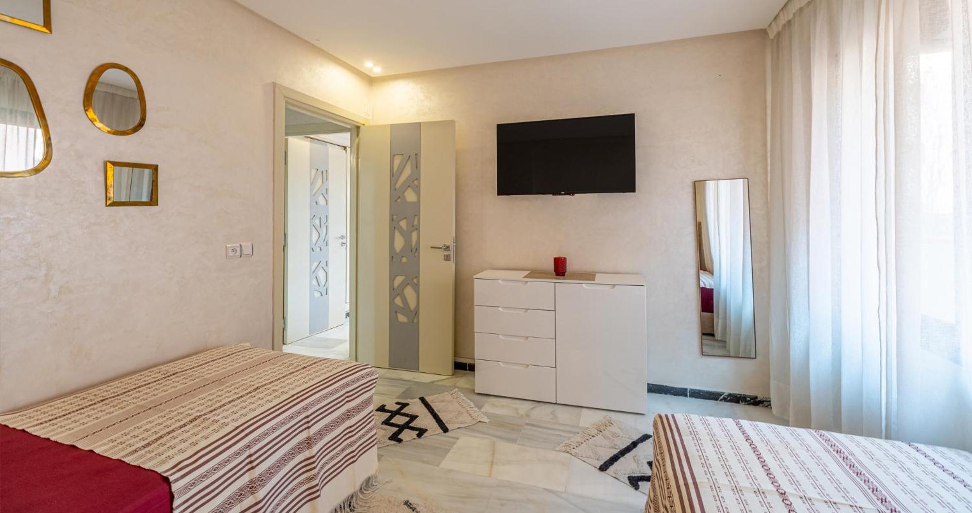 Aim House Apartment *