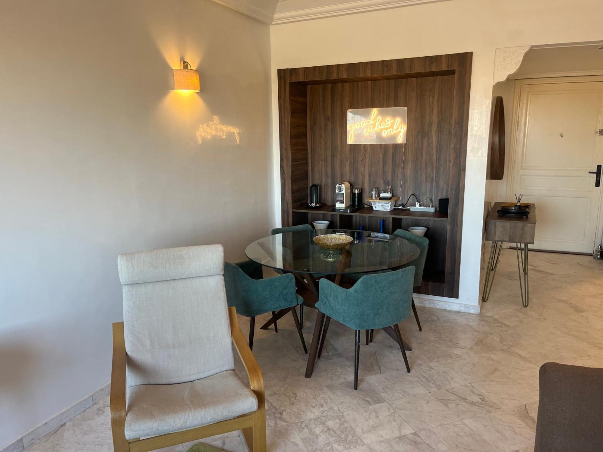 Le Bleu Apartment