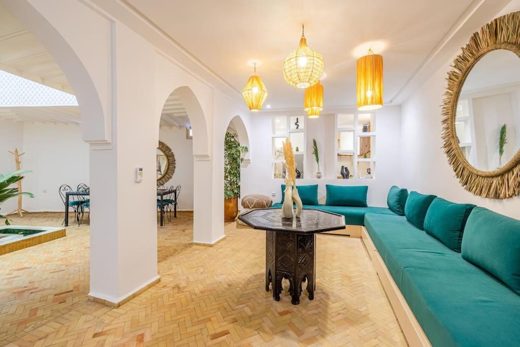 Inna/exclusive&new/pool/10pax/free Breakfast Villa