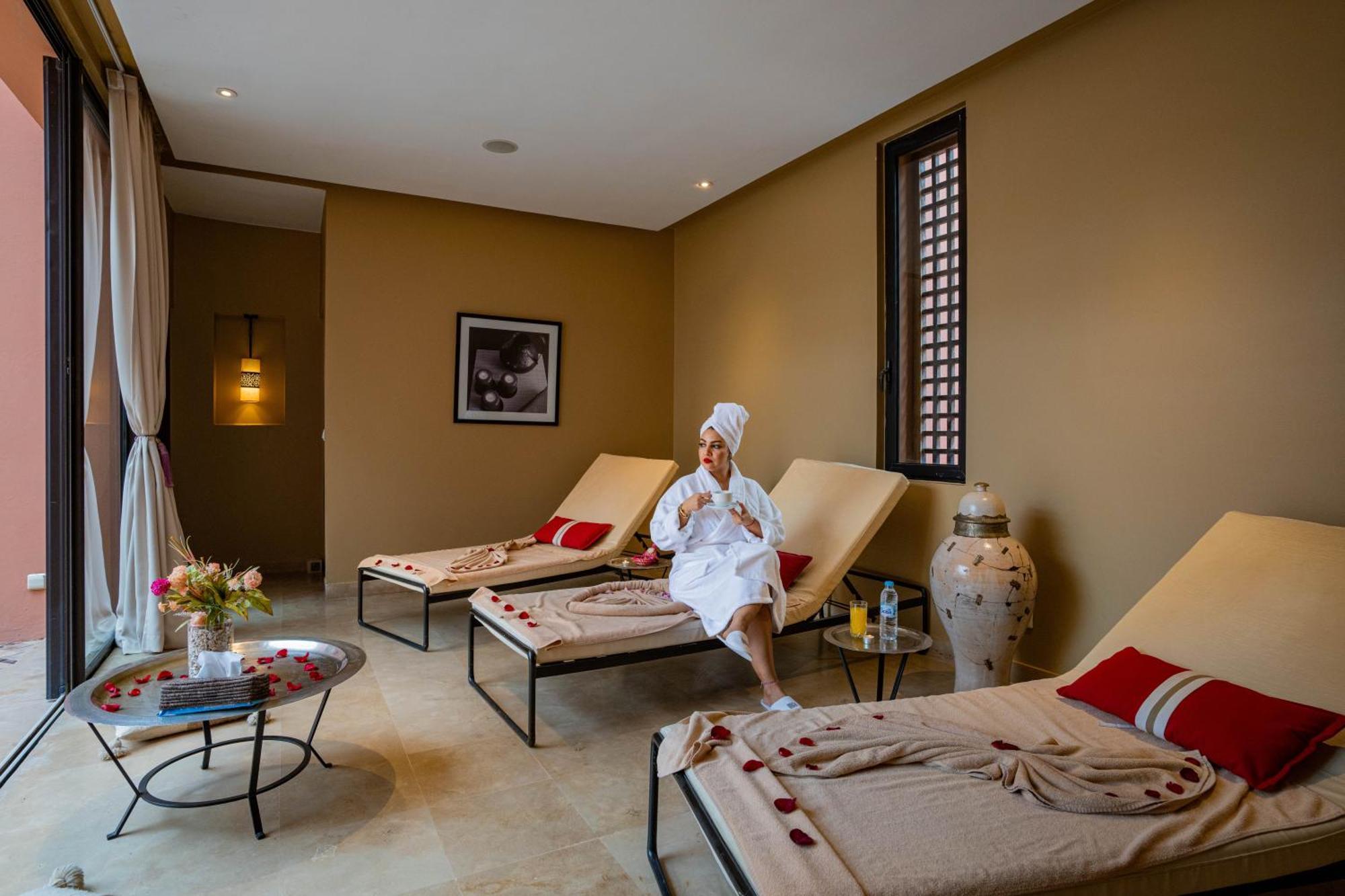 Hotel Al Maaden & 5*