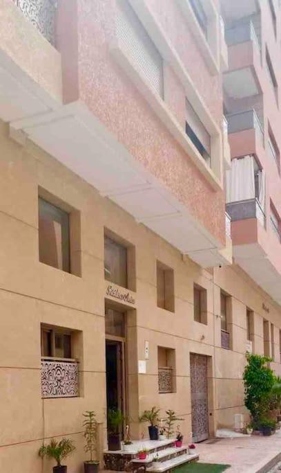 Chic & Lovely Flat In Center *