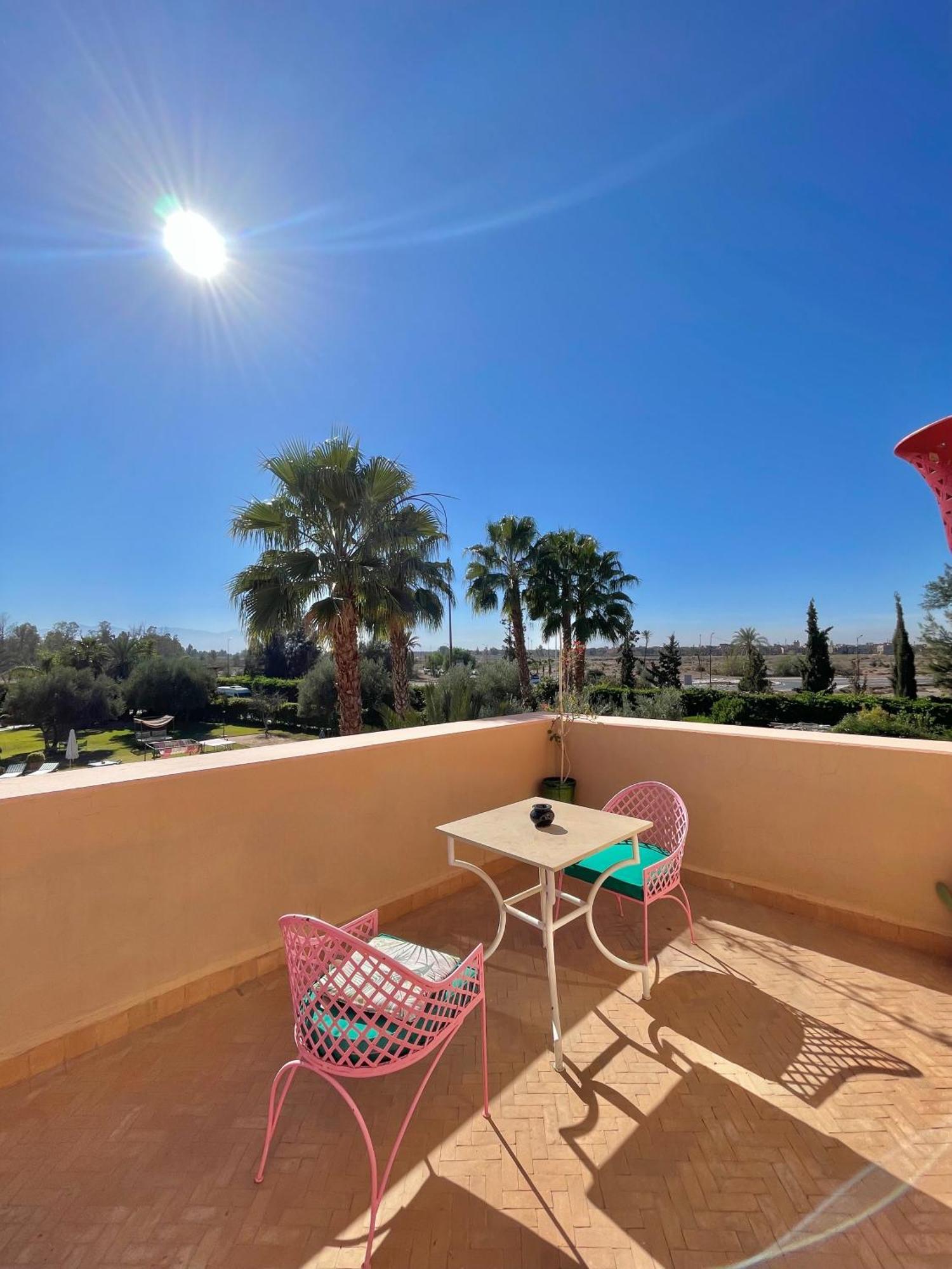 La Des Golfs & Pinkcactus Hotel 5*
