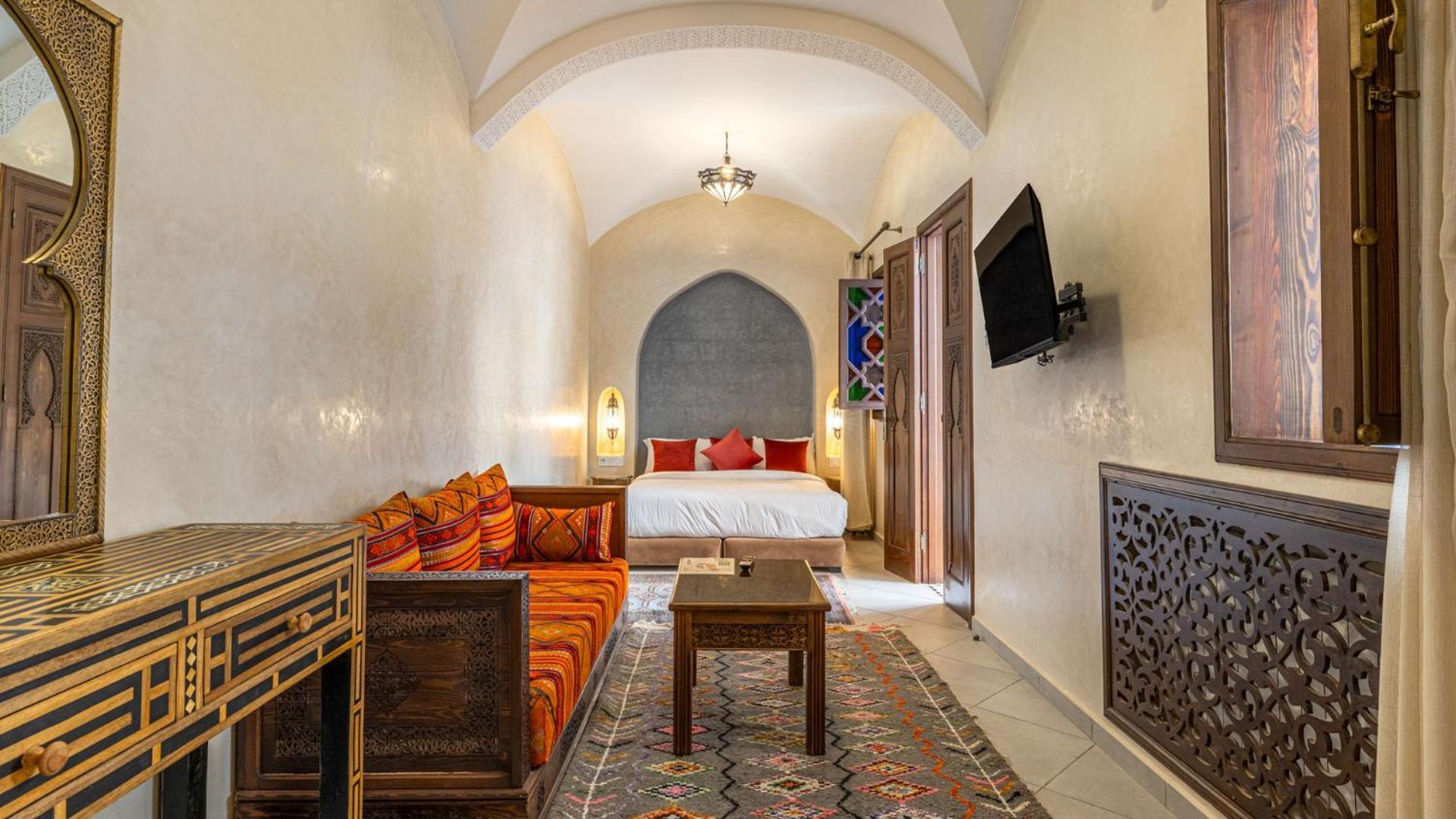 Mandana & * Marrakesh