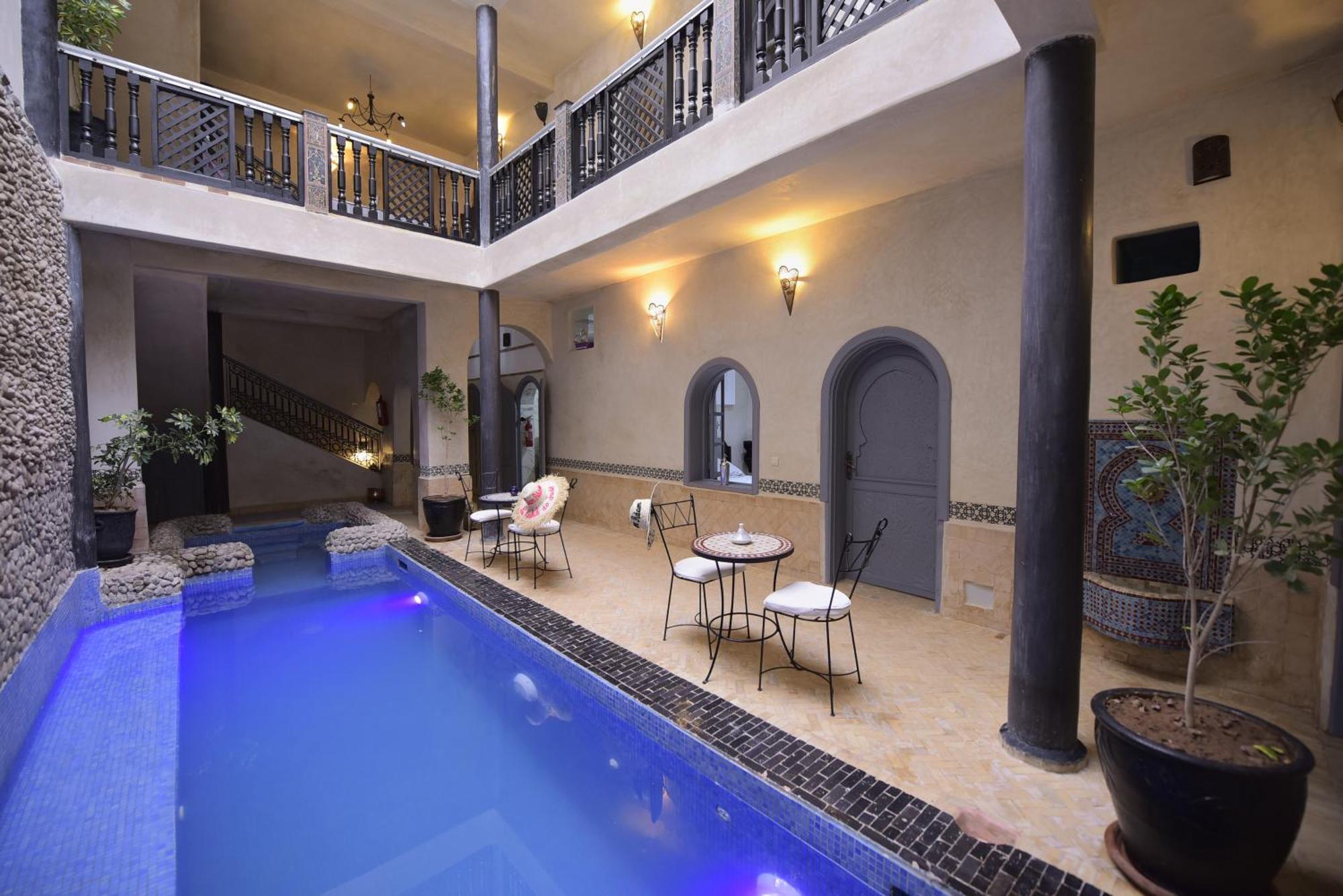 Guest house Kasbah De Jade: Luxury With Heated Pool And Jacuzzi