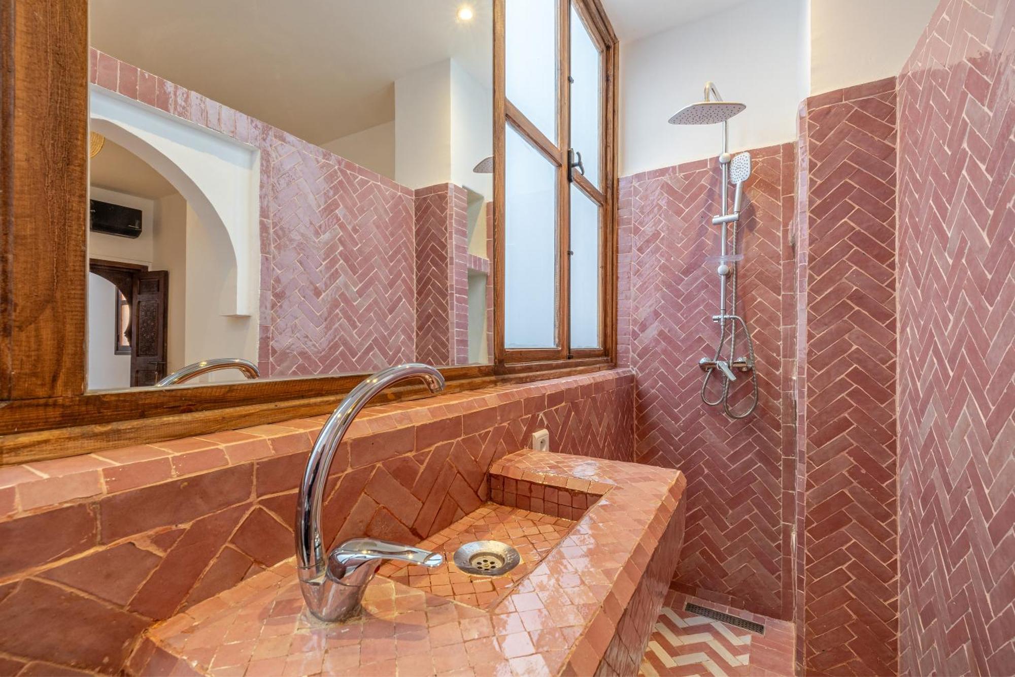 Villa Dar Lalla Saadia-exclusiv-heatedpool-breakfast