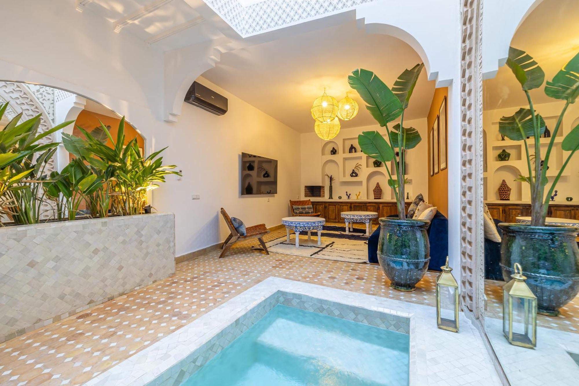 Villa Dar Lalla Saadia-exclusiv-heatedpool-breakfast Marrakesh