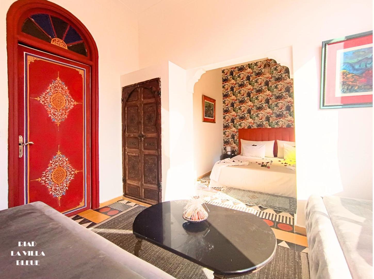 Bed & Breakfast La Bleue & 2*