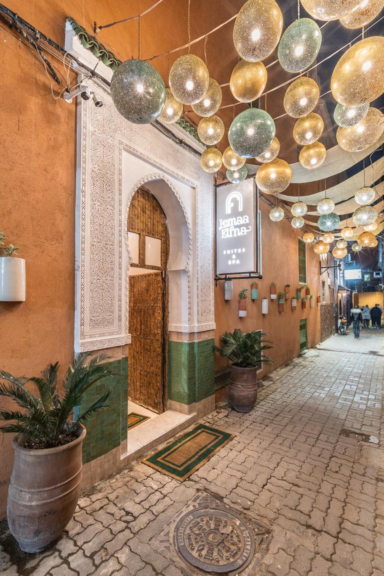 Jemaa El Fna & Hotel