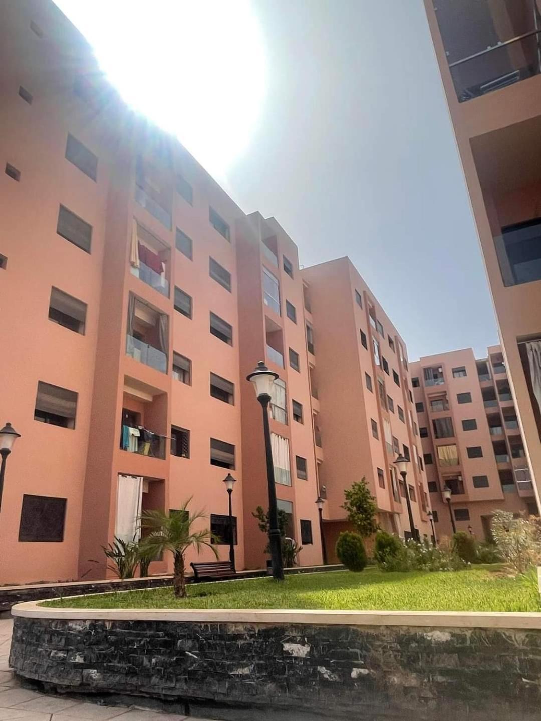 Deux Avec Piscine Couverte Apartment