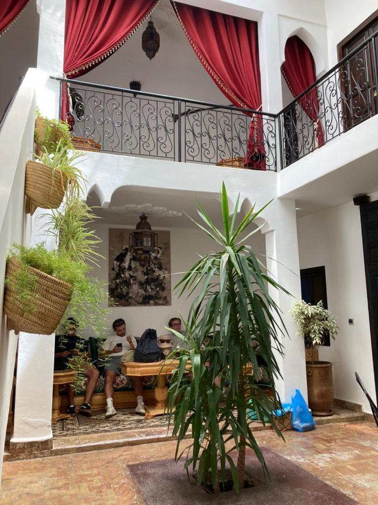 Dar Karam Bed & Breakfast *