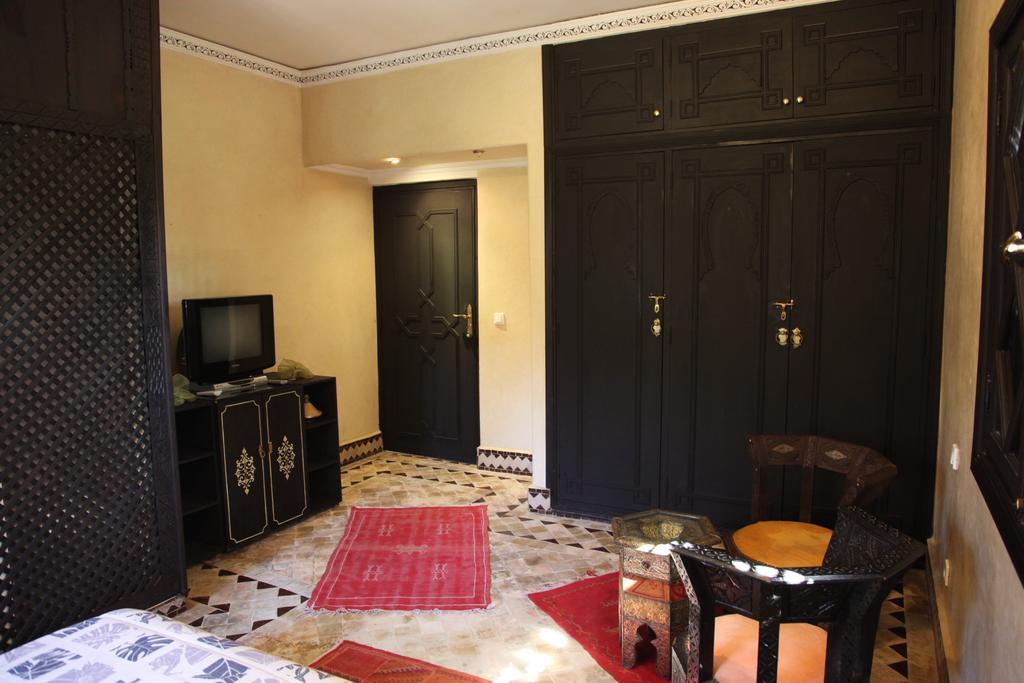 Villaguest Acomodação com café da manhã  3*