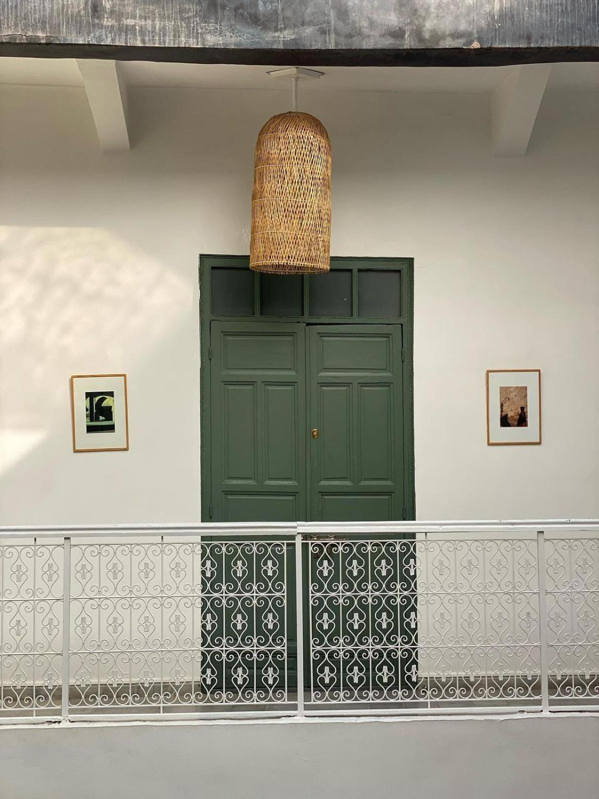 Wenge & Riad