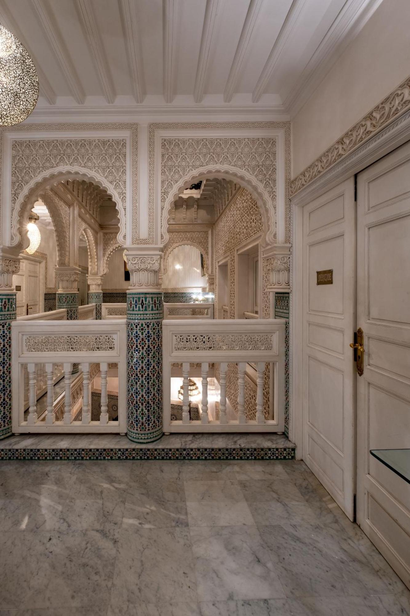Glatt K Riad