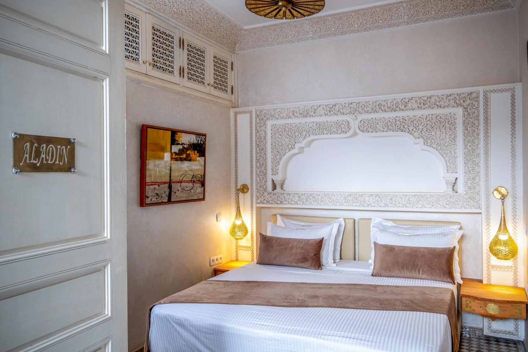 Glatt K * Marrakesh