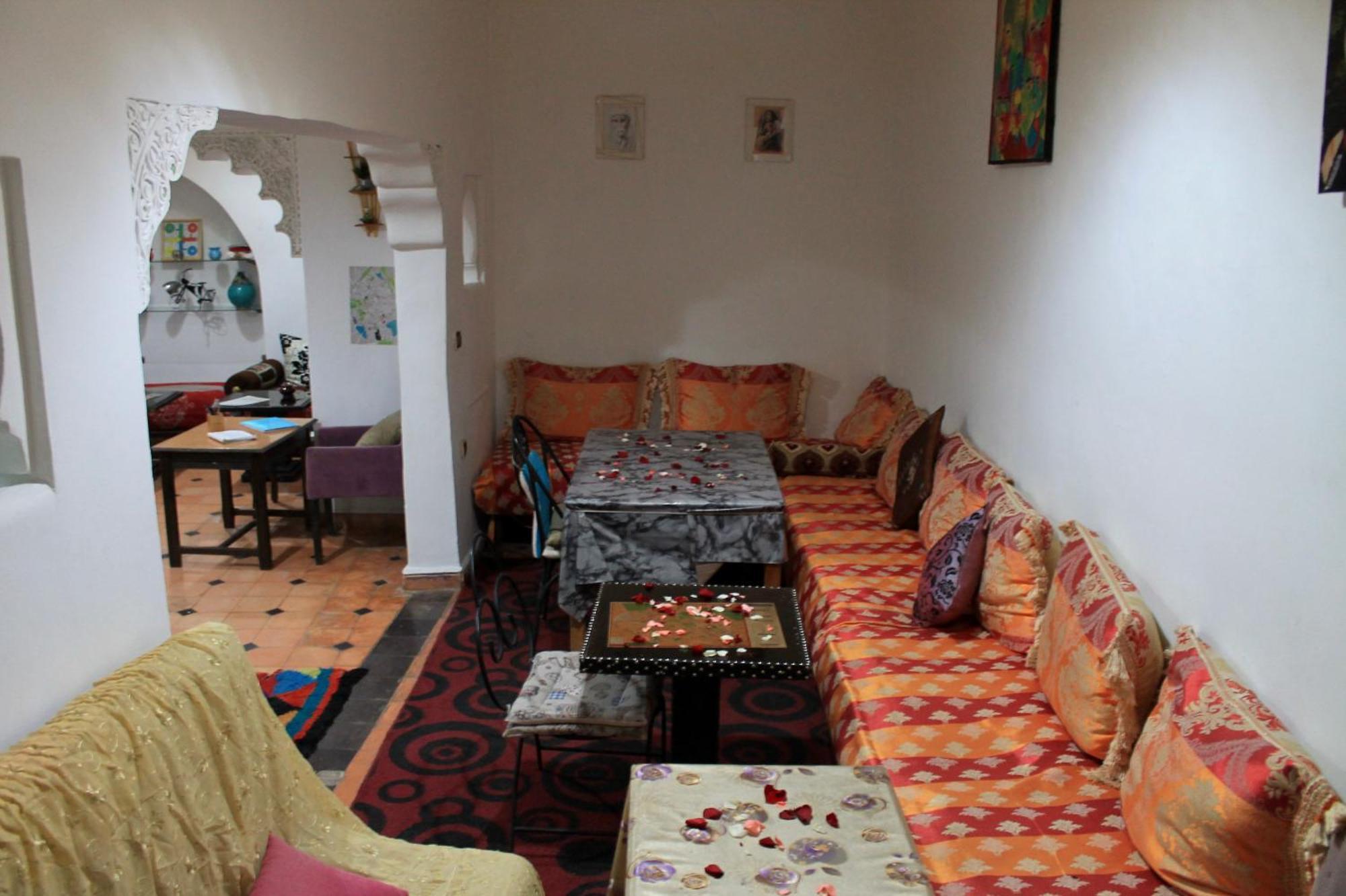 Kif Kif Annex Hostel